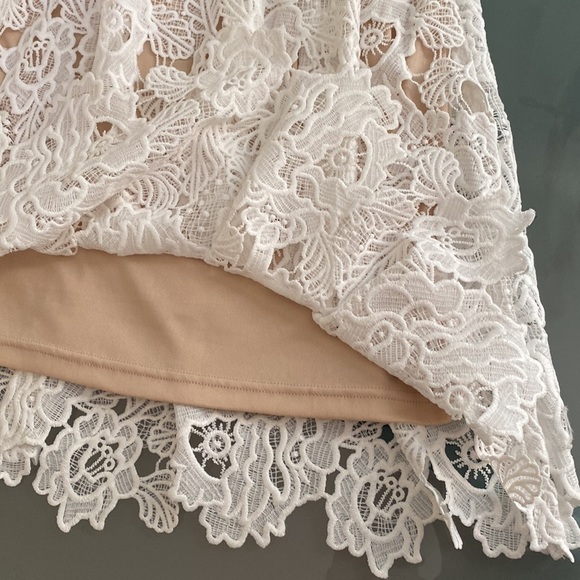 Francesca Cream Colored Lace White Dress Size M - Picture 5 of 8